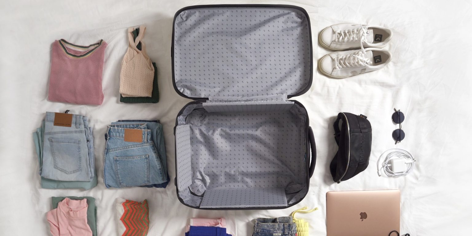 How To Pack A Suitcase To Maximize Space [9 Expert Tips]